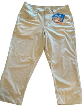 COLUMBIA PFG Light Beige UPF 50 OMNISHADE Women's Capri Pants Size 8 NWT